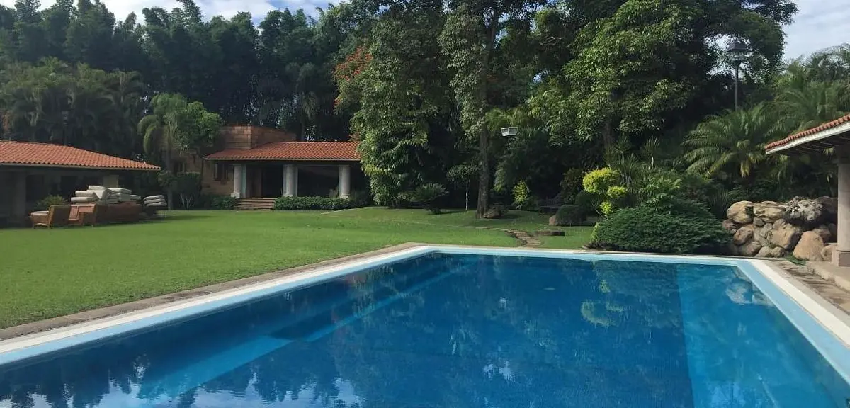 Casa en venta en Los Apantles, Jiutepec — foto 1 de 33