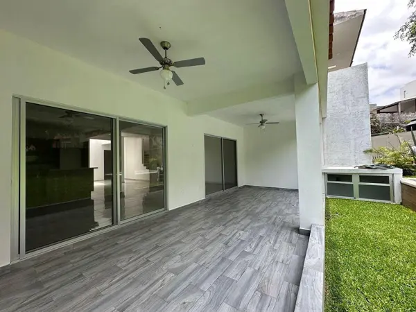 Casa en venta en Burgos Bugambilias, Temixco — foto 3 de 25