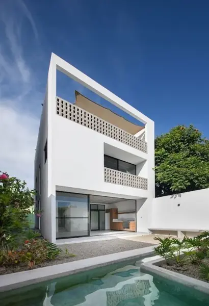Casa Nueva en Lomas Trujillo | Diseño Moderno, Alberca Privada y Roof Top con Vista Panorámica