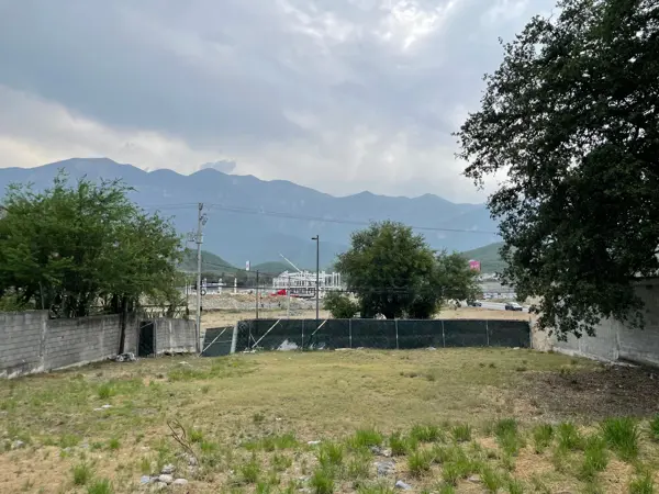 Terreno Comercial En Renta El Uro