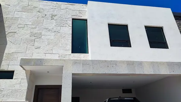 Casa en venta en Los Viñedos, Torreón — foto 2 de 46