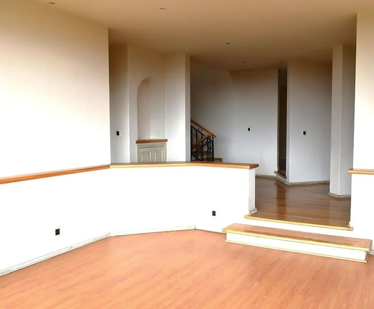 Casa en venta en Lomas de Padierna, Tlalpan — foto 1 de 10
