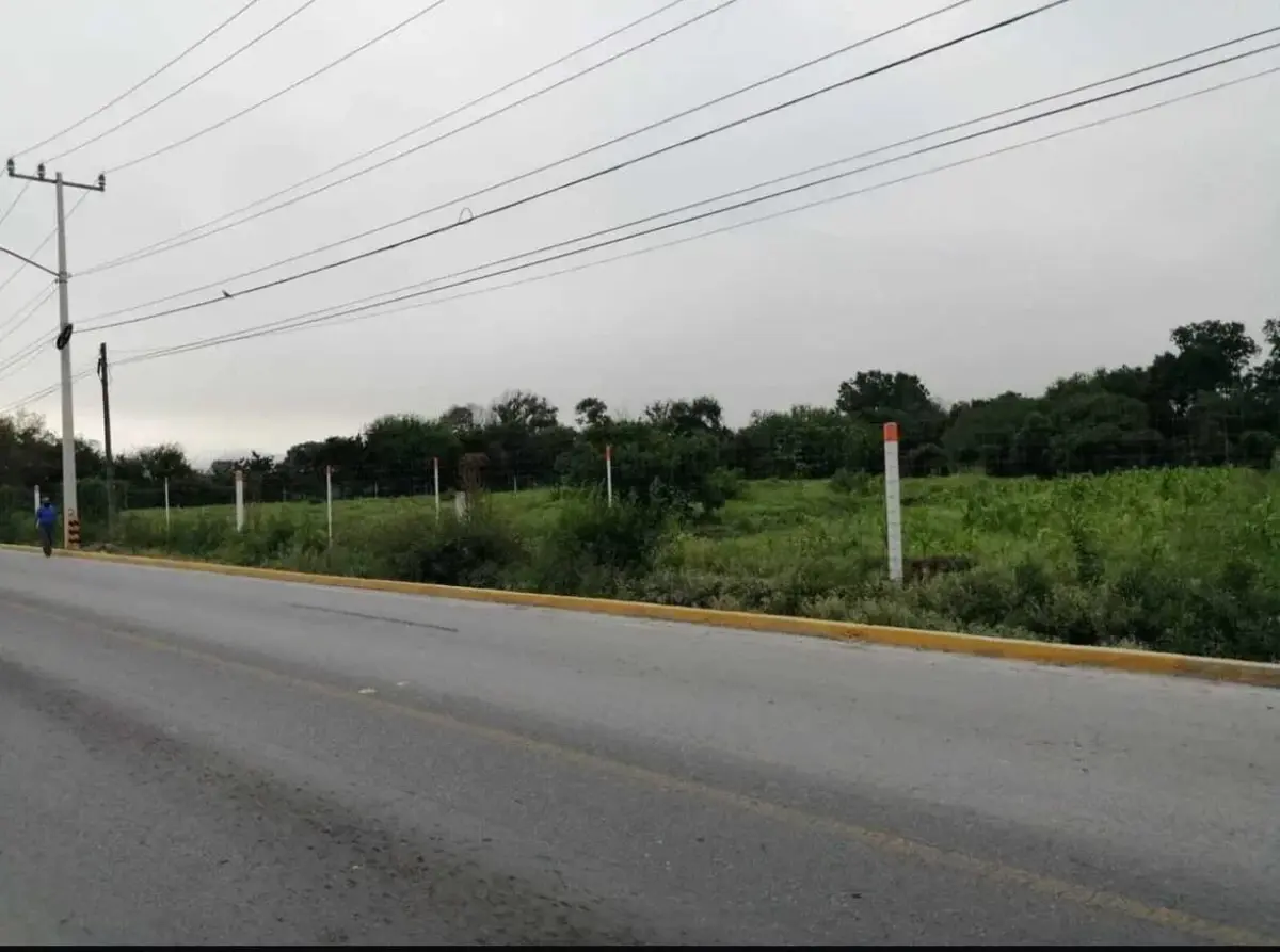 Terreno en venta en García Centro, García — foto 1 de 5