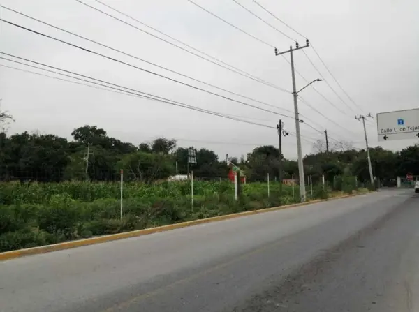 Terreno en venta en García Centro, García — foto 2 de 5