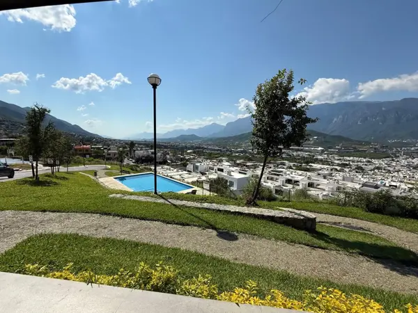 Casa en venta en Paseo del Vergel, Monterrey — foto 2 de 21