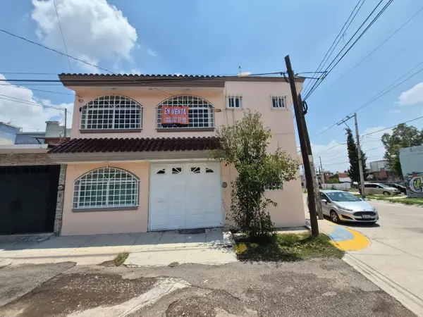 Casa en venta en Manantiales del Pinar, Jesús María — foto 2 de 10