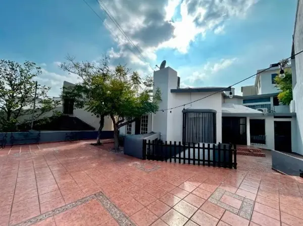 Casa en venta en Lomas del Roble, San Nicolás de los Garza — foto 2 de 15