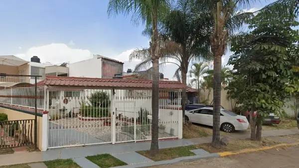 Casa en venta en Los Ciruelos, Tlajomulco de Zúñiga — foto 3 de 6
