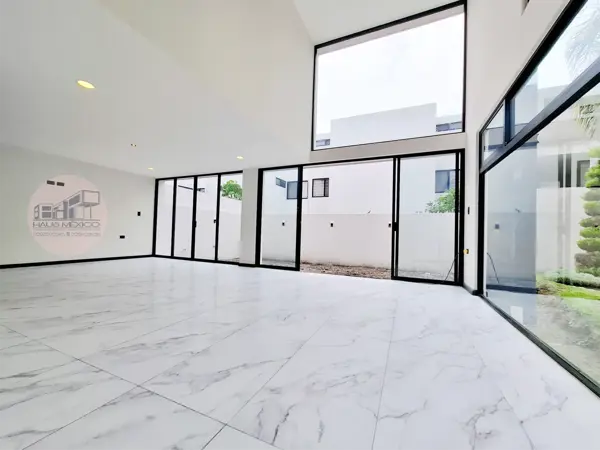 Casa en venta en Lomas de Angelópolis, San Andrés Cholula — foto 2 de 20