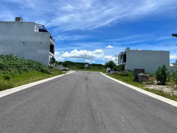 Terreno escriturado en venta en Querétaro, Fraccionamiento Arbóle Juriquilla