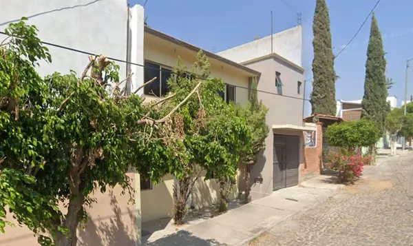 Casa en venta en Santa Bárbara 1a Sección, Corregidora — foto 3 de 12