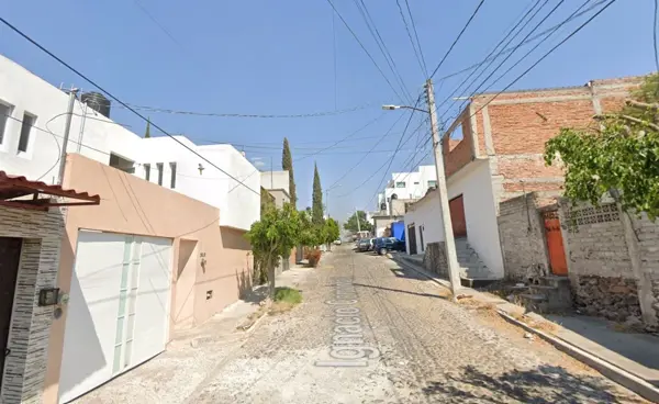 Casa en venta en Santa Bárbara 1a Sección, Corregidora — foto 2 de 12