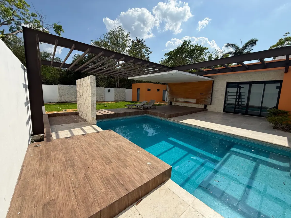 Casa en venta en La Rejoyada, Mérida — foto 1 de 18
