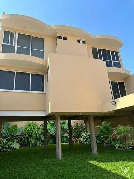 Casa en venta en Zona Escolar Oriente, Gustavo A. Madero — foto 2 de 13