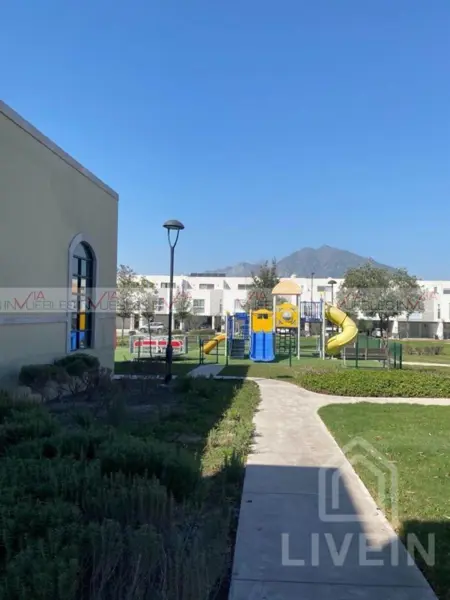 Terreno en venta en Altrysa, García — foto 2 de 13