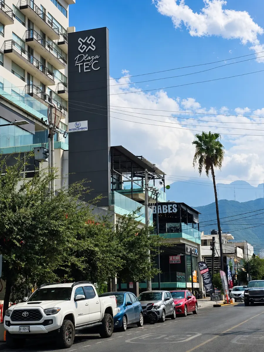 Local en renta en Tecnologico, Monterrey — foto 1 de 9