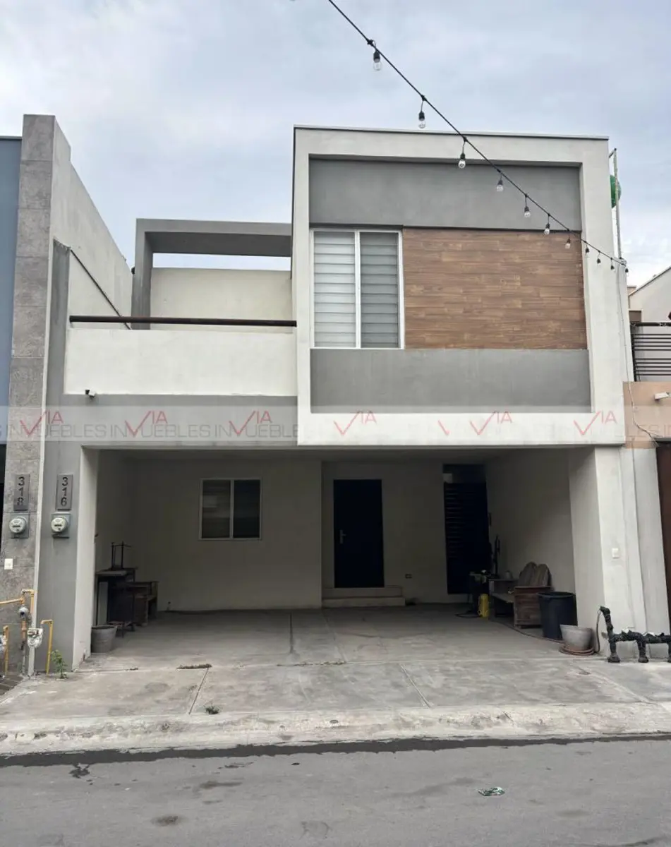 Casa en venta en Ciudad General Escobedo Centro, General Escobedo — foto 1 de 12