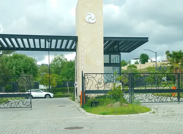 Terreno en venta en Lomas de Angelópolis, San Andrés Cholula — foto 3 de 7