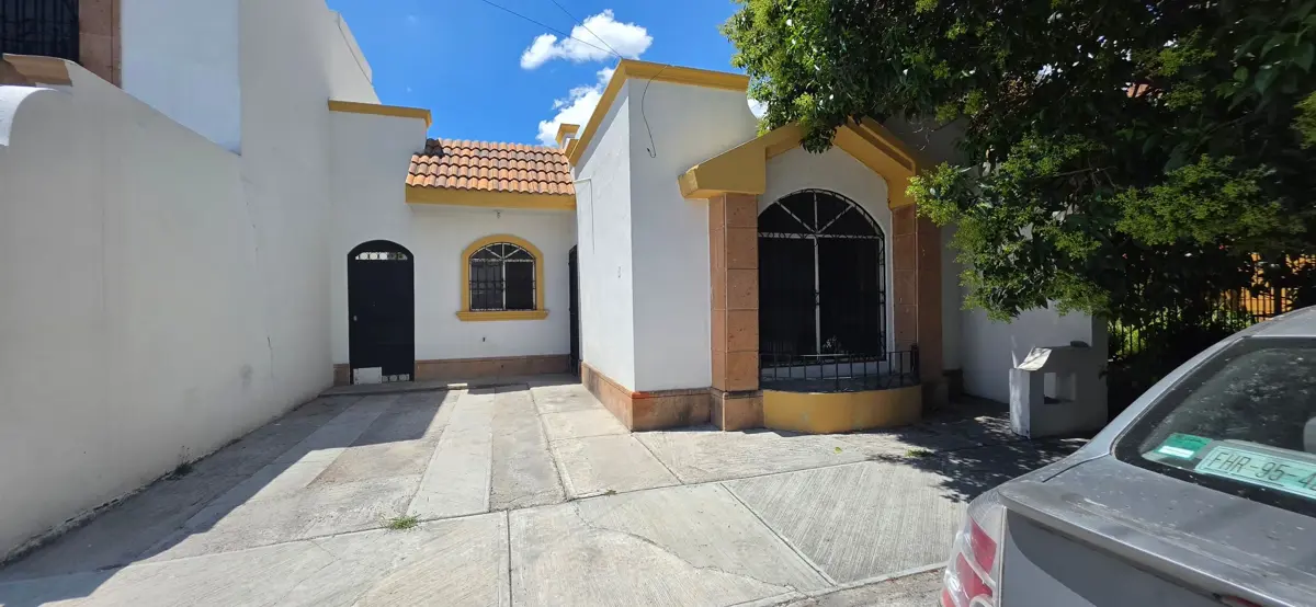 Casa en renta en La Fuente, Saltillo — foto 1 de 10