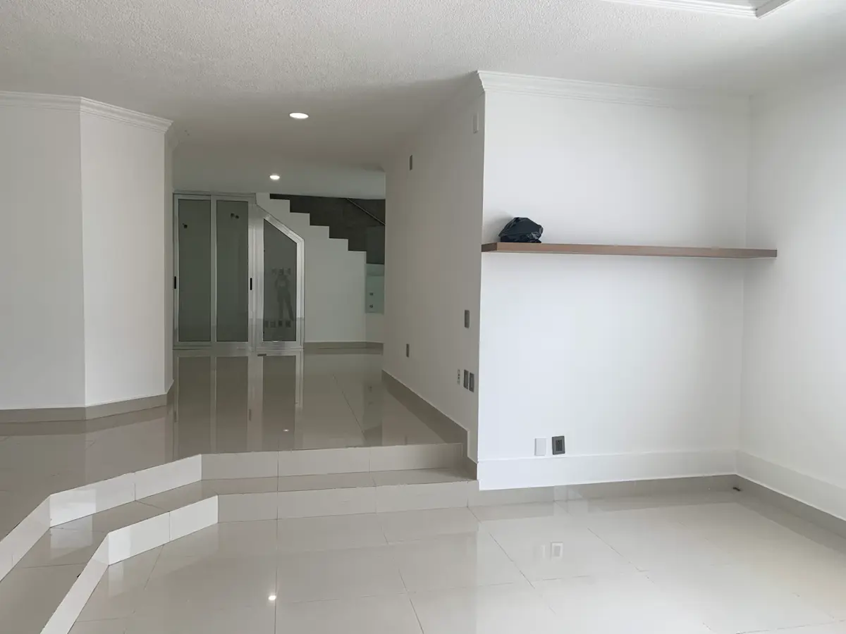 Oficina en renta en Pueblo Nuevo, Corregidora — foto 1 de 12