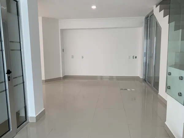 Oficina en renta en Pueblo Nuevo, Corregidora — foto 2 de 12