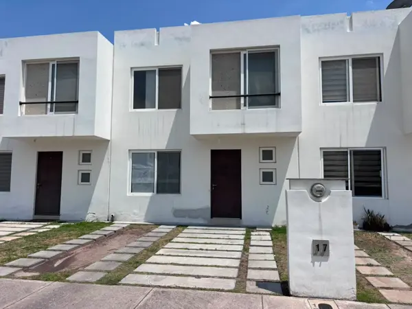 Casa en venta en Paseos del Bosque, Corregidora — foto 2 de 14