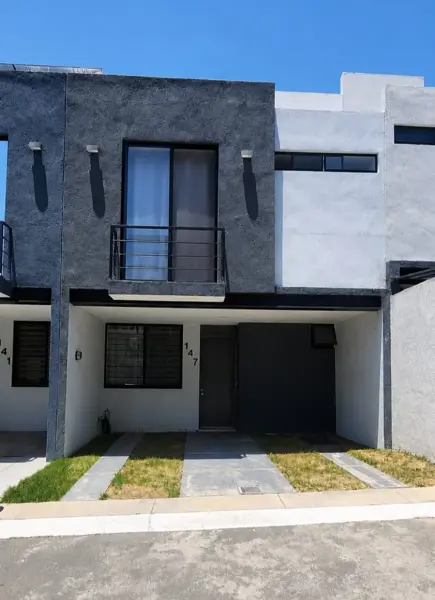 CASA EN VENTA EN JARDINES DE LA PRIMAVERA