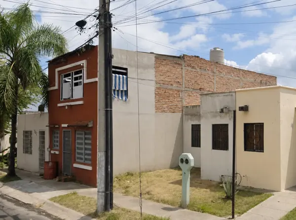 Casa en venta en Hacienda Santa Fe, Tlajomulco de Zúñiga — foto 3 de 4