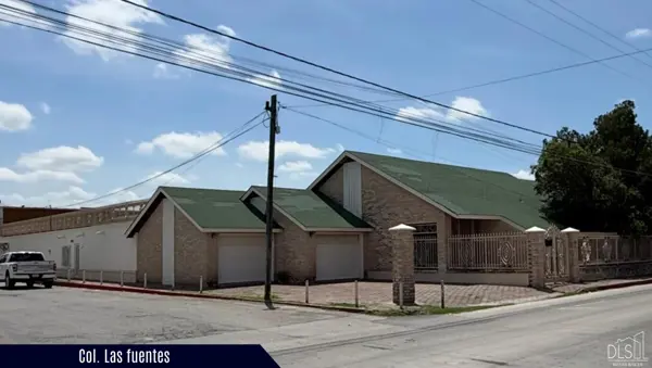 Casa disponible para venta en Col. Las fuentes