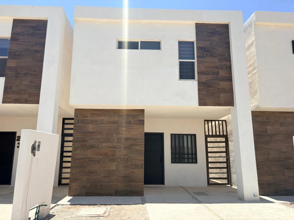 Estrena casa en Circuito Cerrado Lerdo, Durango