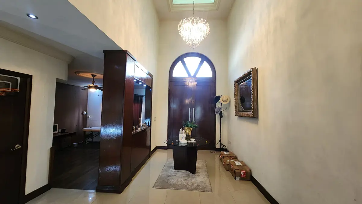 Vista 3 de Casa en Venta con terraza y alberca en Residencial Campestre la Rosita, Torreón, Coahuila