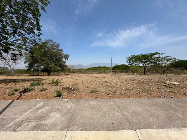 Terreno en venta en Nogueras, Comala — foto 3 de 5