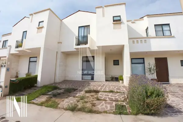 CASA EN VENTA CANAH RESIDENCIAL /CASA CLUB CON ALBERCA