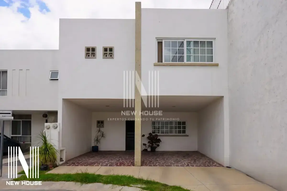 Casa en venta en La Esmeralda, León — foto 1 de 18