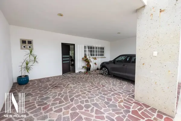 Casa en venta en La Esmeralda, León — foto 2 de 18