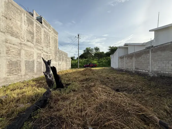 Terreno en venta en Lomas de Comala, Comala — foto 2 de 4