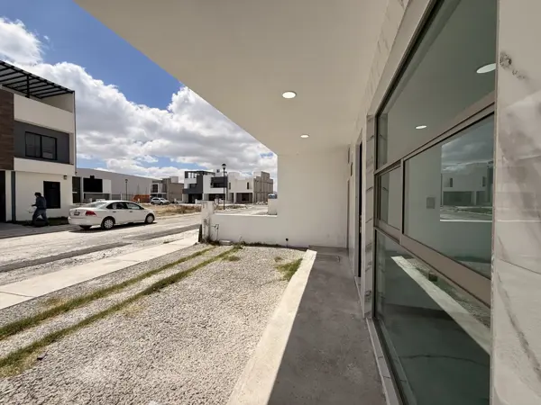 Casa en venta en El Saucillo, Mineral de la Reforma — foto 2 de 25