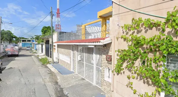 Casa en venta en Camichines Alborada 3 Sección, San Pedro Tlaquepaque — foto 3 de 4