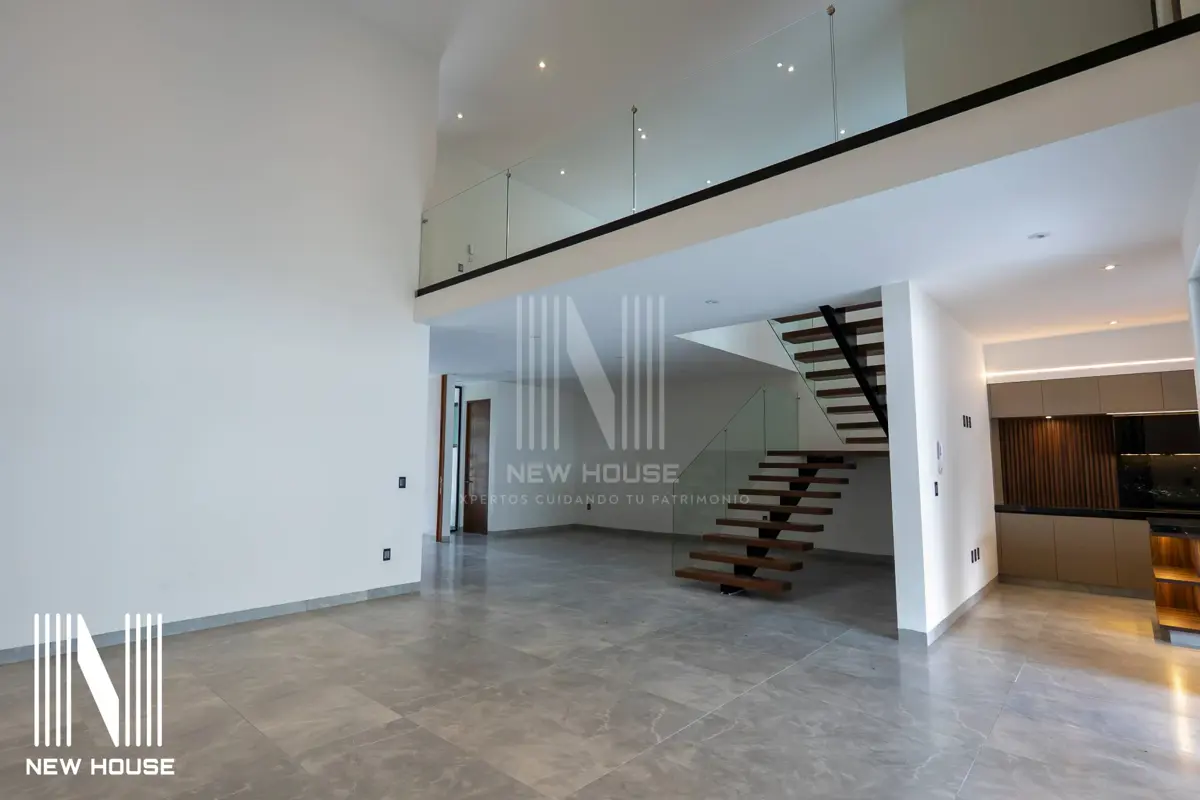 Casa en venta en La Campiña del Bosque, León — foto 1 de 45