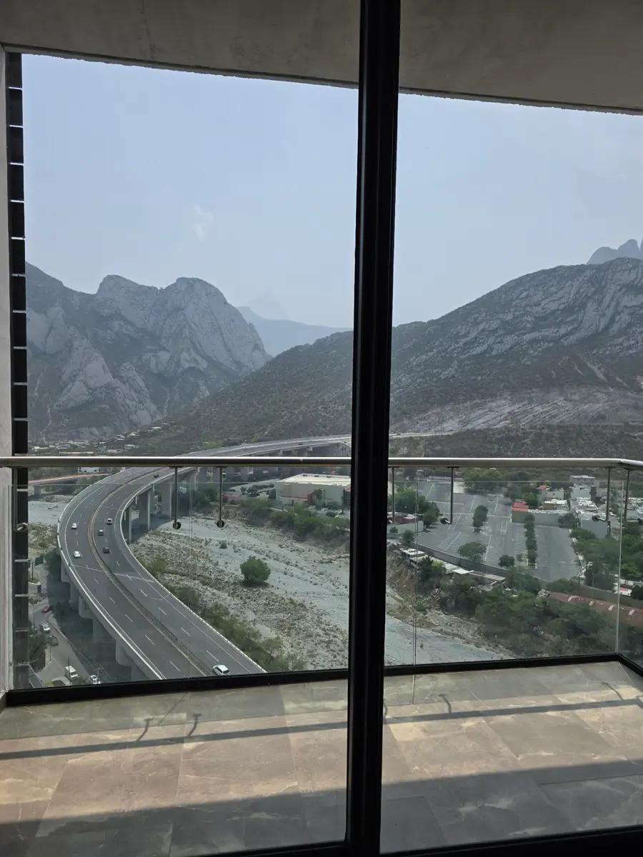 Departamento en renta en Vía Cordillera, Santa Catarina — foto 1 de 22