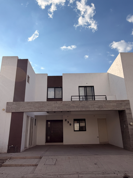 ¡casa en Renta en las Primeras Cerradas de Viñedos!??