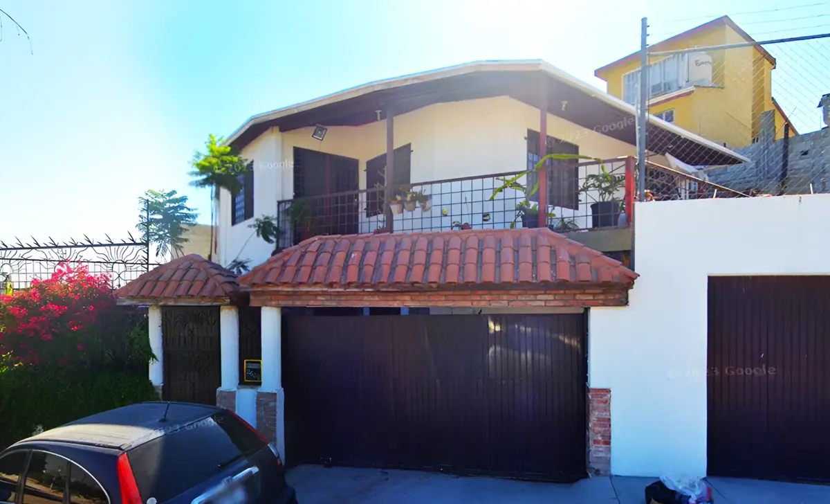 Casa en venta en Villa Fontana IX, Tijuana — foto 1 de 10