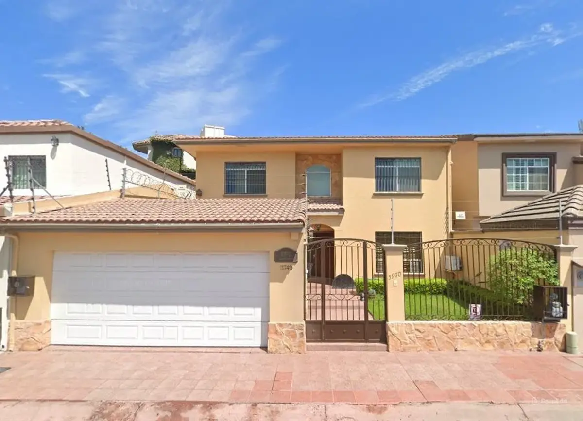 Casa en venta en Jardines de Chapultepec S-E, Tijuana — foto 1 de 10