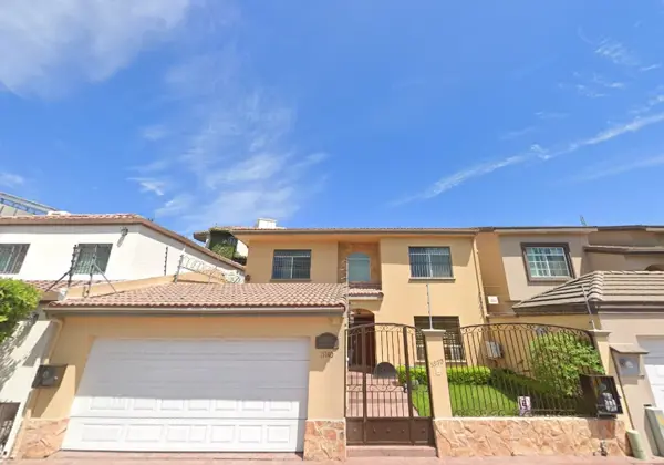 Casa en venta en Jardines de Chapultepec S-E, Tijuana — foto 3 de 10