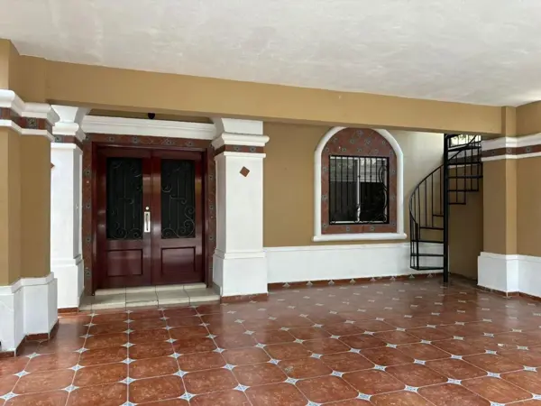 Casa RENTA equipada SAN NICOLAS Residencial Montecarlo
