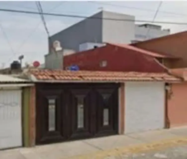 Casa en venta en Villa de las Flores 1a Sección (Unidad Coacalco), Coacalco de Berriozábal — foto 3 de 9