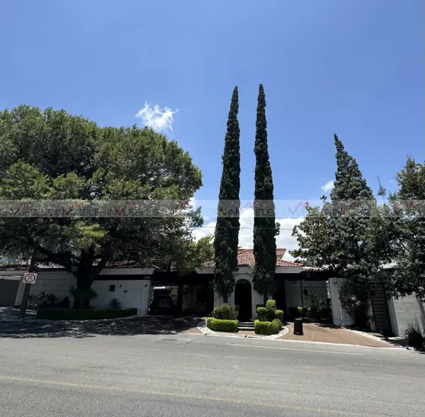 Casa en venta en Bosques del Valle, San Pedro Garza García — foto 3 de 49