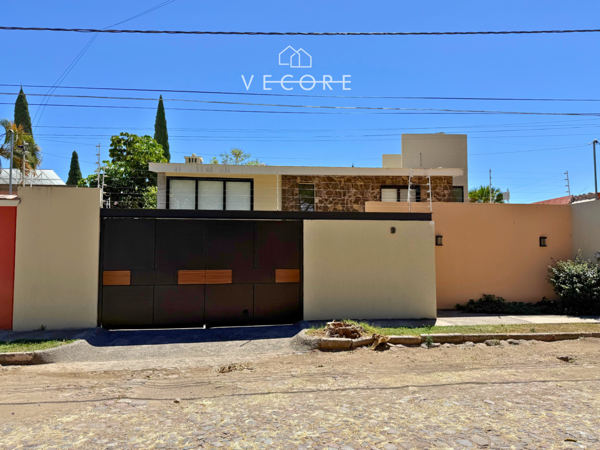 Casa en venta en Ajijic Centro, Chapala — foto 2 de 26