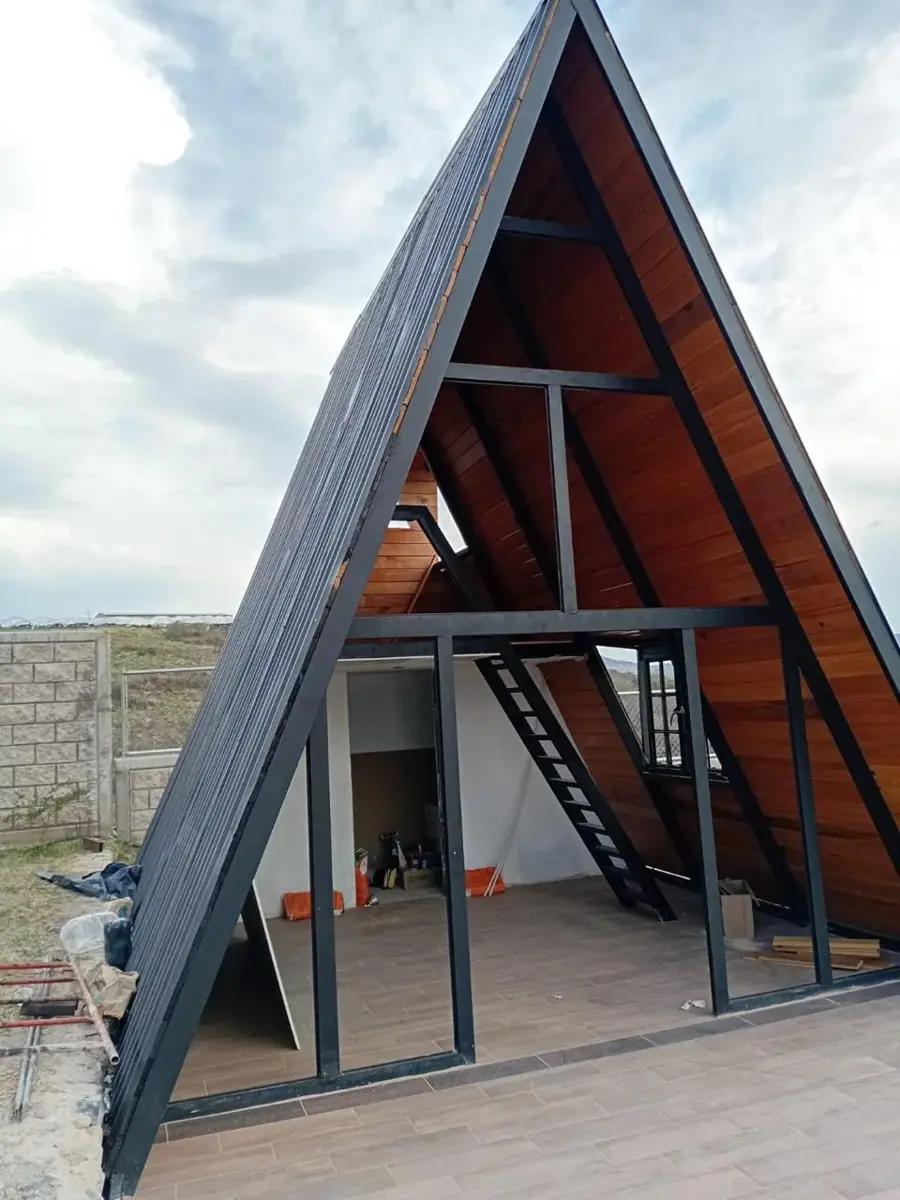 Casa en venta en La Primavera, Zapopan — foto 1 de 44