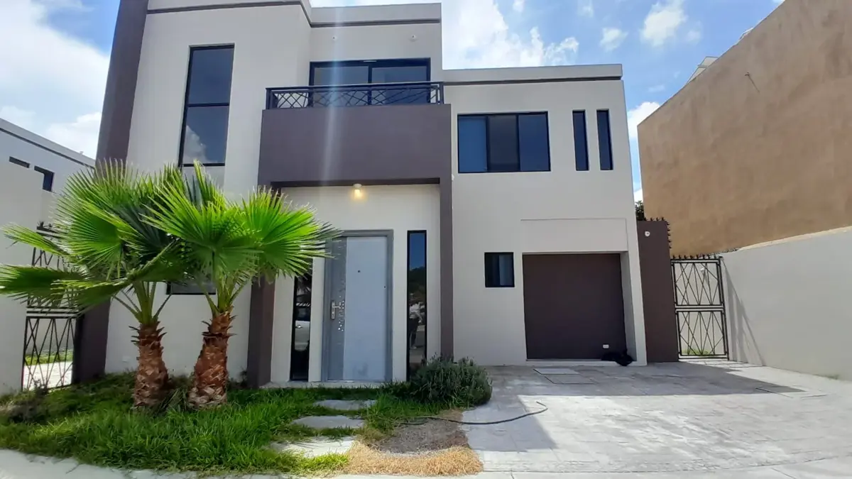 Casa en renta en Quinta Manantiales, Ramos Arizpe — foto 1 de 7